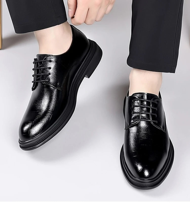 Social, Aumenta Altura 6 cm Sapato Social em Couro Preto.